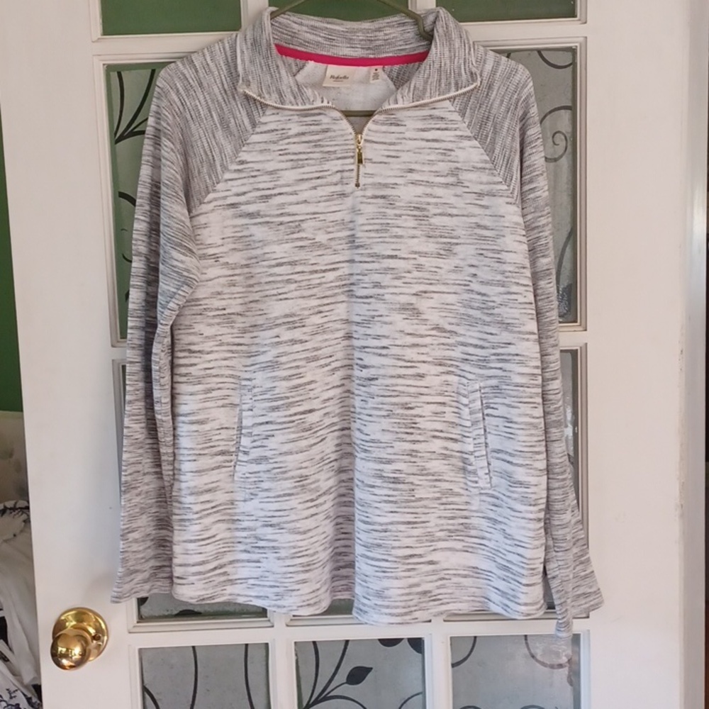Rafaella weekend long sleeve shirt women's size medium